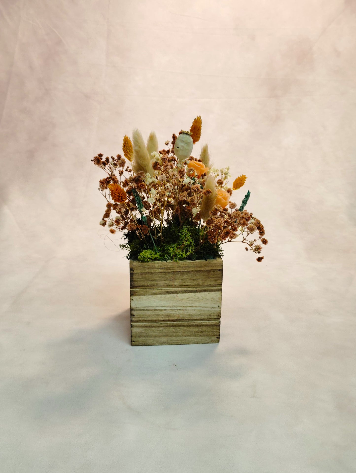 Composición Floral;  "Cálido recuerdo silvestre"