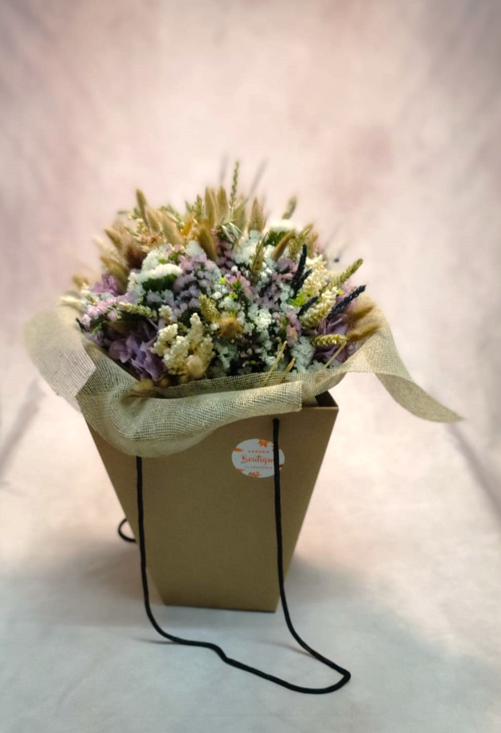 Composición Floral : suspiro de Campo