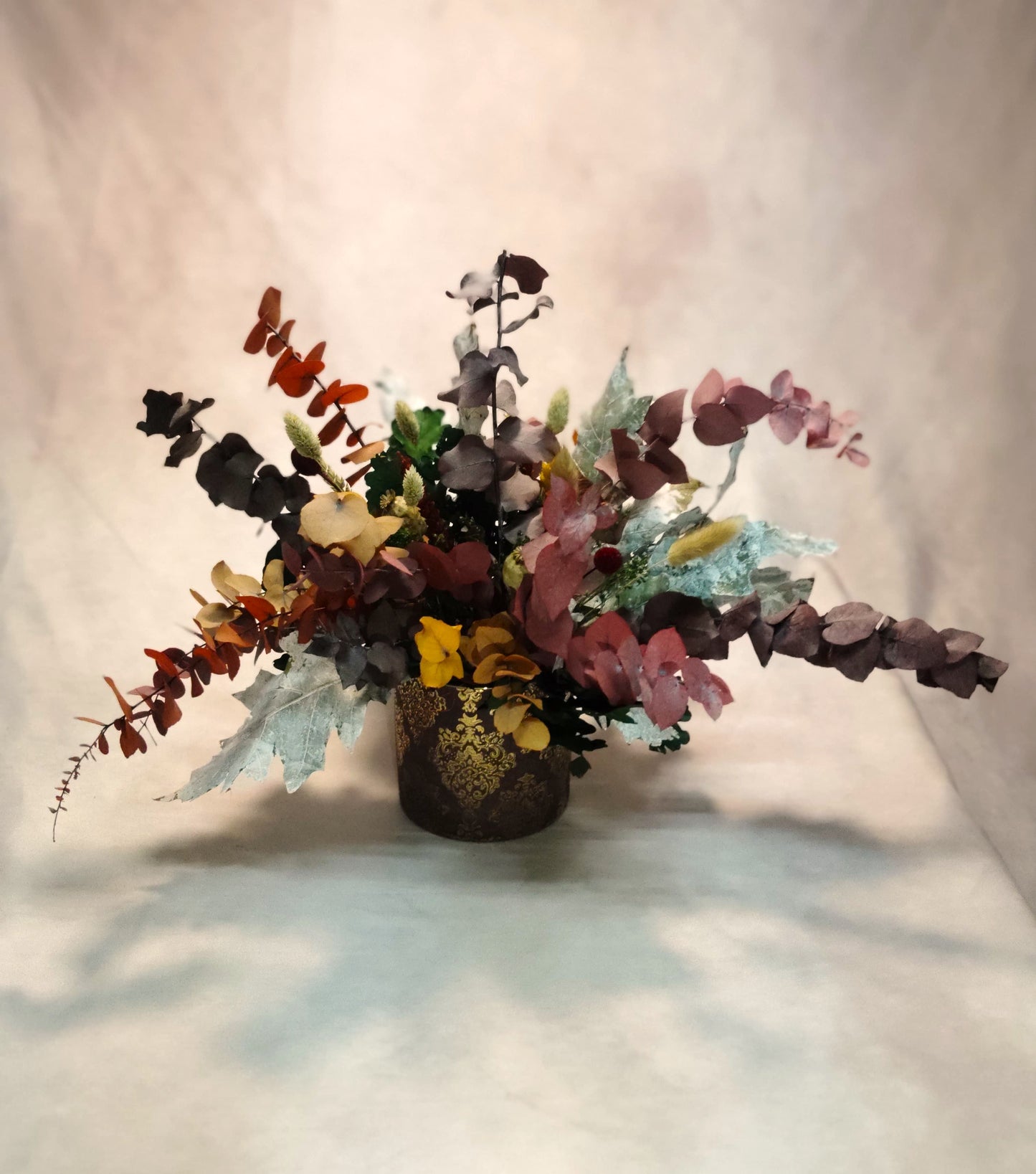 Composición Floral : Encanto Dorado